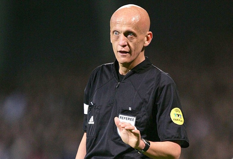 Trọng tài Pierluigi Collina