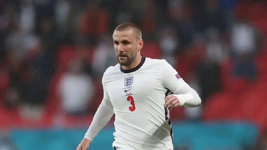 Luke Shaw có biệt danh là Roberto Carlos của bóng đá Anh