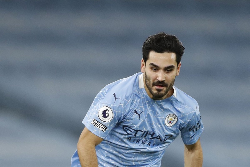 Tiền vệ hay nhất thế giới: Gundogan