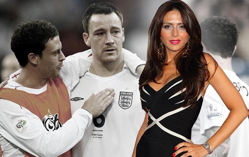 Wayne Bridge và John Terry dùng cung Wags bóng đá