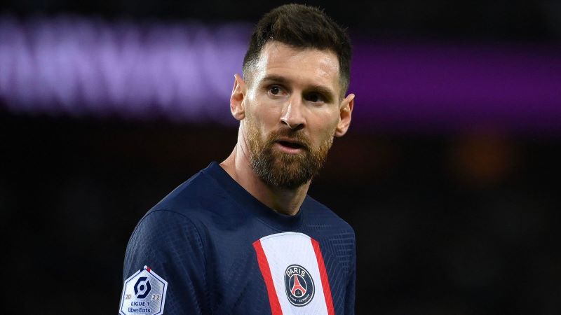 Lionel Messi cho rằng Pep đang "làm hại" bóng đá