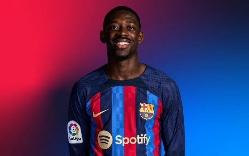 Ousmane Dembélé về Barcelona từ Borussia Dortmund với mức giá 140 triệu euro vào mùa giải 2017/18