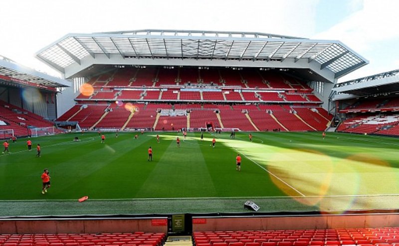 Anfield hiện có sức chứa khoảng 53.394 chỗ ngồi