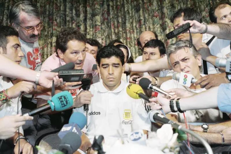 Diego Maradona dương tính doping World Cup 1994