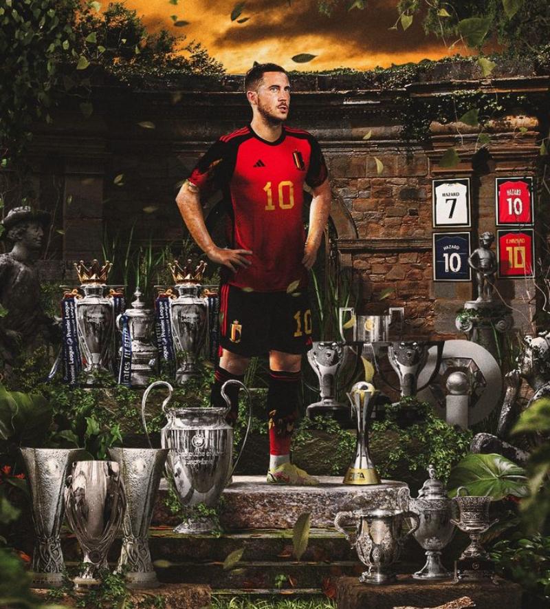 Eden Hazard treo giày ở tuổi 32